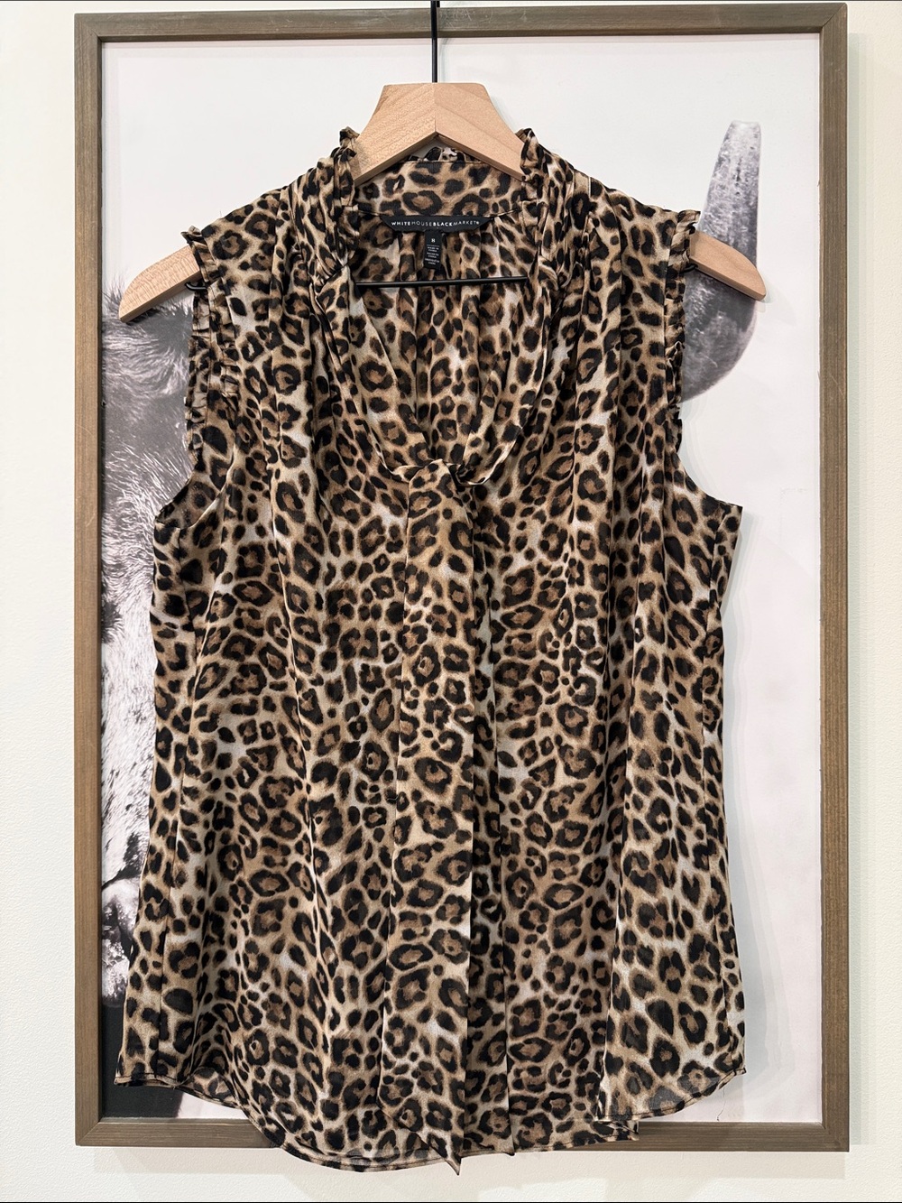 🖤🤎🖤 White House Black Market Sleeveless Blouse